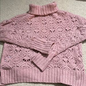 Light pink knit american eagle sweater